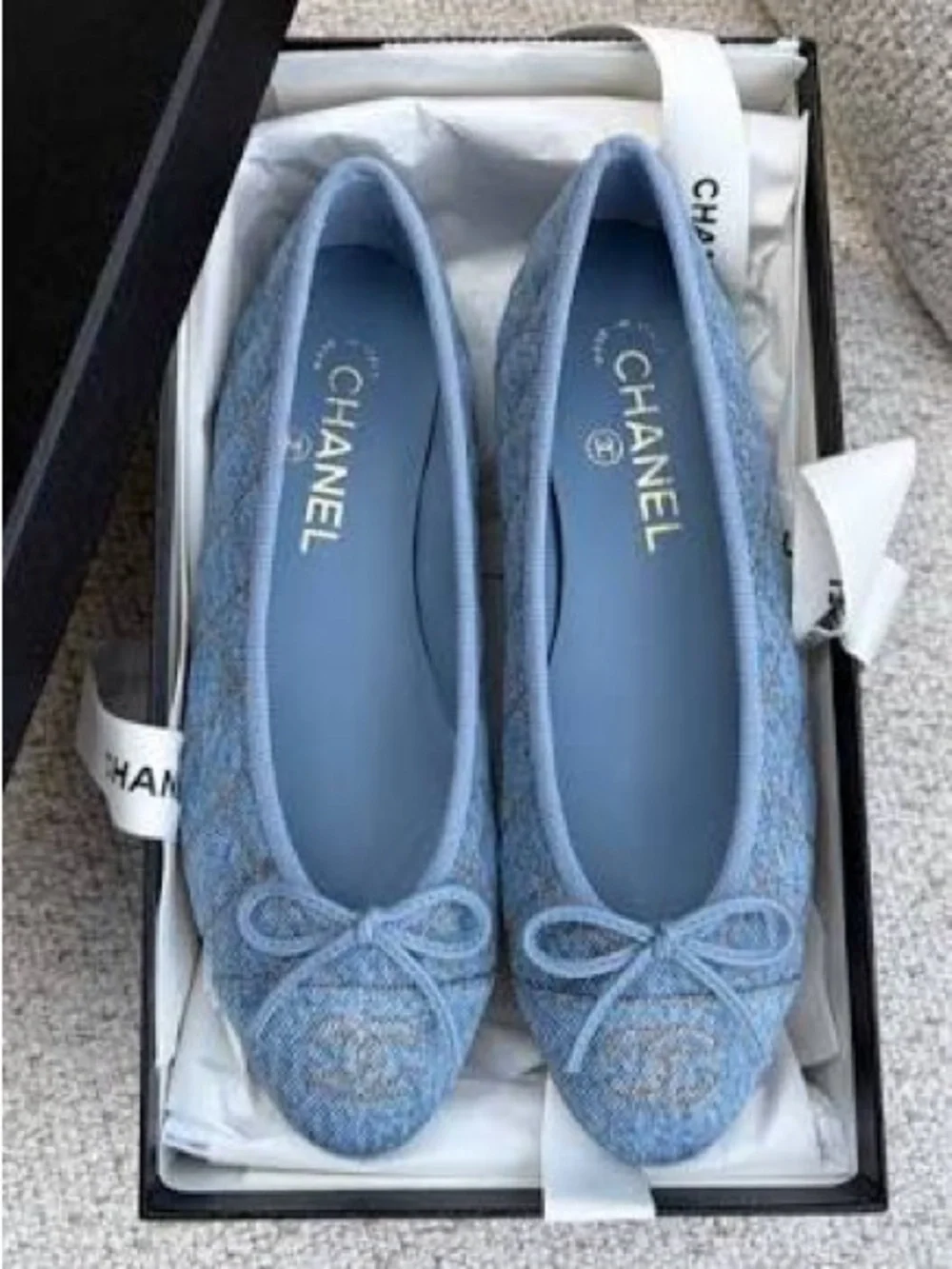 Chanel 26B Light Blue Denim Quilted CC Logo Bow Tie Ballet Ballerina Flat 36.5